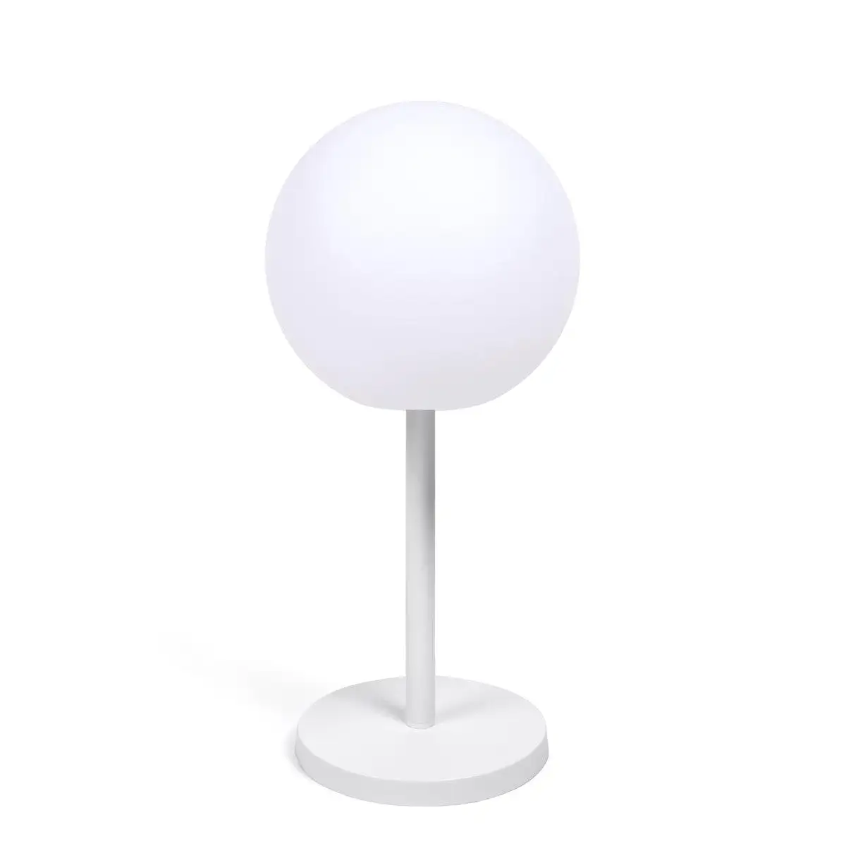 La Forma Alfresco Dinesh White Outdoor Lamp