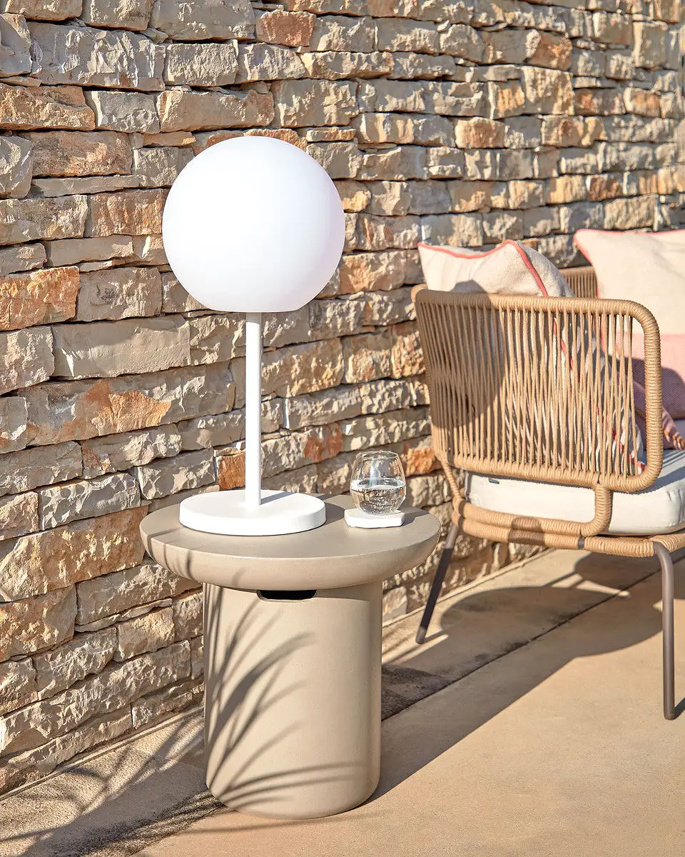 La Forma Alfresco Dinesh White Outdoor Lamp