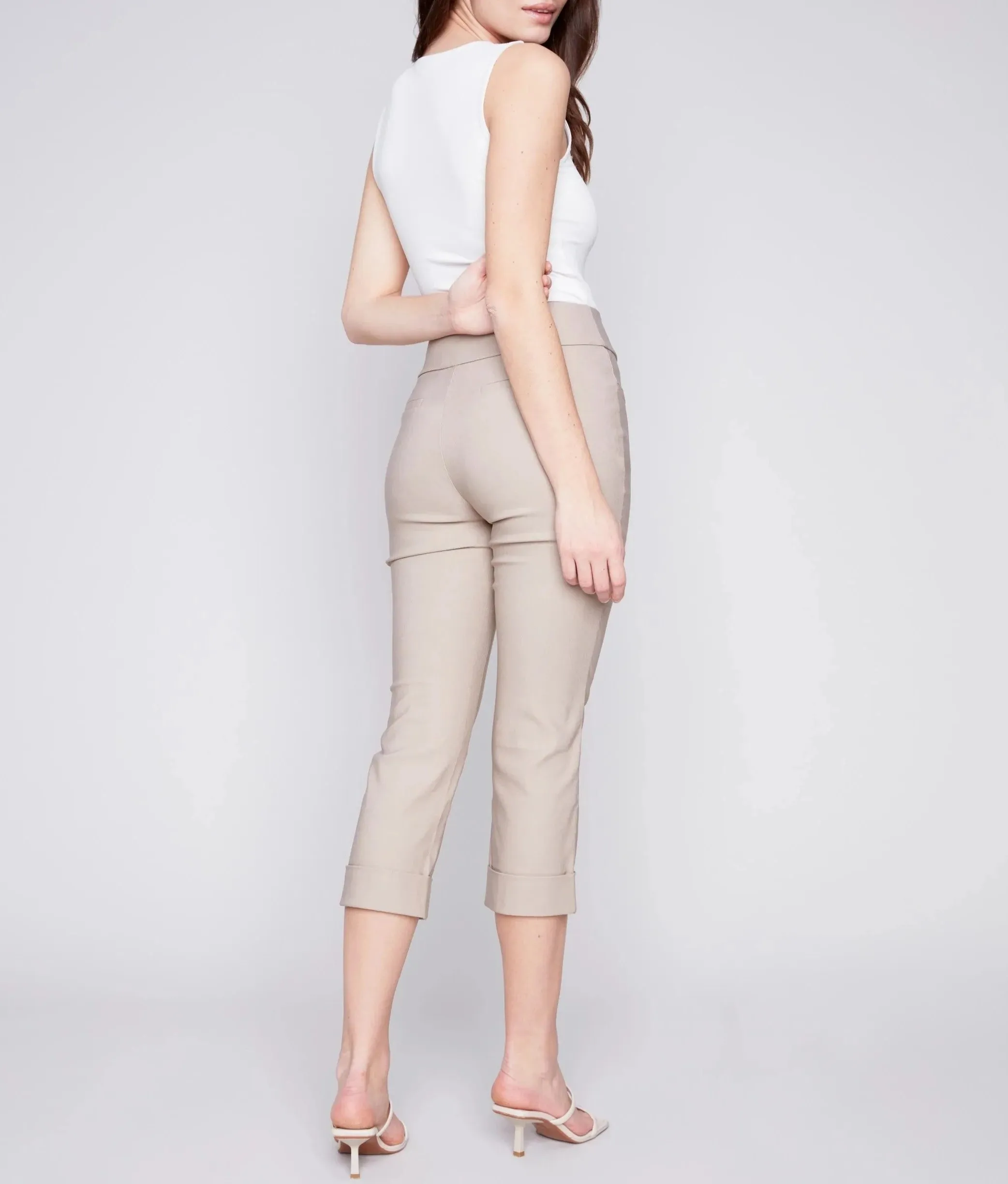 Stretch Pull-On Capri Pants